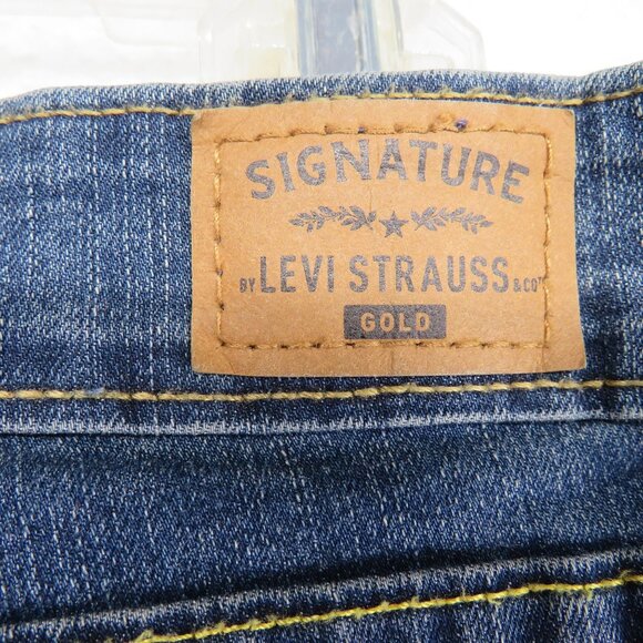 Levis Blue Jeans Womens Size 14 Signature Mid Rise Skinny Dark Wash Denim - Picture 5 of 12